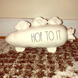 Rae Dunn HOP TO IT Decor